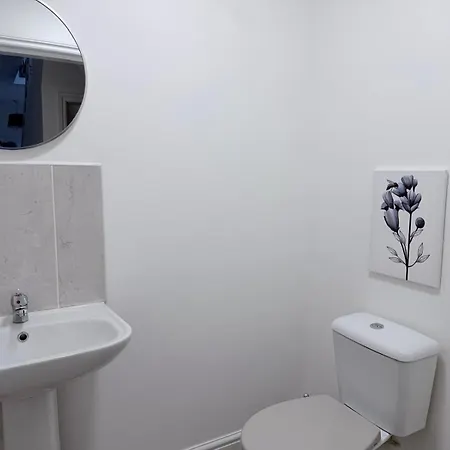 Soothing Near Shopping And Centres * Leeds (West Yorkshire)