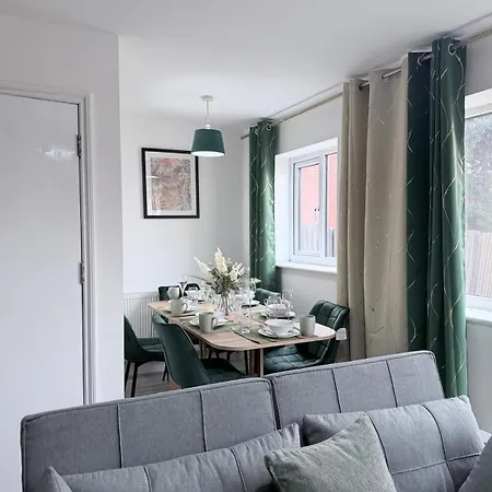 Soothing Near Shopping And Centres Privat bolig