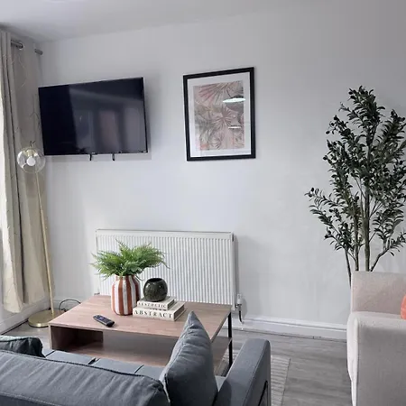 Soothing Near Shopping And Centres Δωμάτια σε οικογενειακή κατοικία Λιντς
