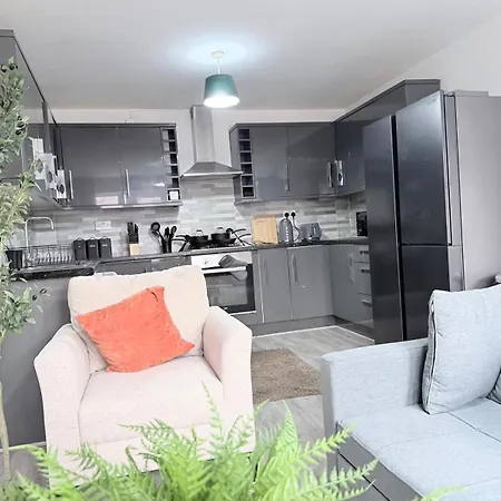 Soothing Near Shopping And Centres Privat bolig